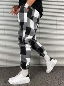 Manfinity EMRG Men Drawstring Waist Gingham Trousers - Black and White - View 3