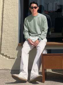 DAZY Men Solid Round Neck Jumper - Green - View 3