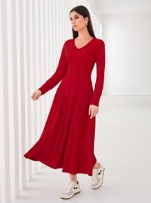 Mulvari Solid V Neck A-line Dress - Red - View 3