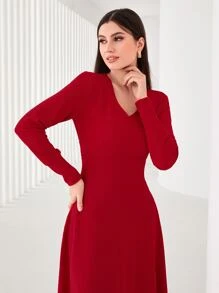 Mulvari Solid V Neck A-line Dress - Red - View 6