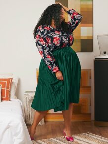 SHEIN CURVE+ Plus Elastic Waist Pleated Skirt - Dark Green - View 7
