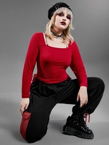 PUNK Plus Square Neck Chain Detail Tee - Red - View 6