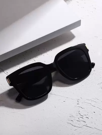 Mångsidiga fyrkantiga modeglasögon för kvinnor, minimalistisk design för resor, sommarstrandsemester, utomhus, resor, i avslappnad stil, stora fyrkantiga bågar för fest, tillbaka till skolan