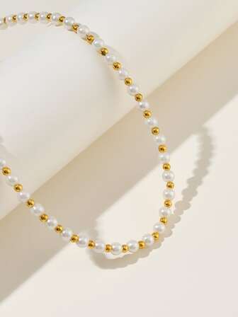 Collar con cuenta con diseño de perla artificial