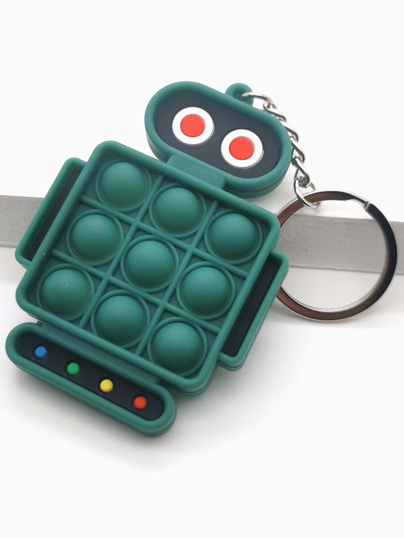 1pc Silicone Robot Shaped Press & Decompression Keychain - Dark Green - View 3