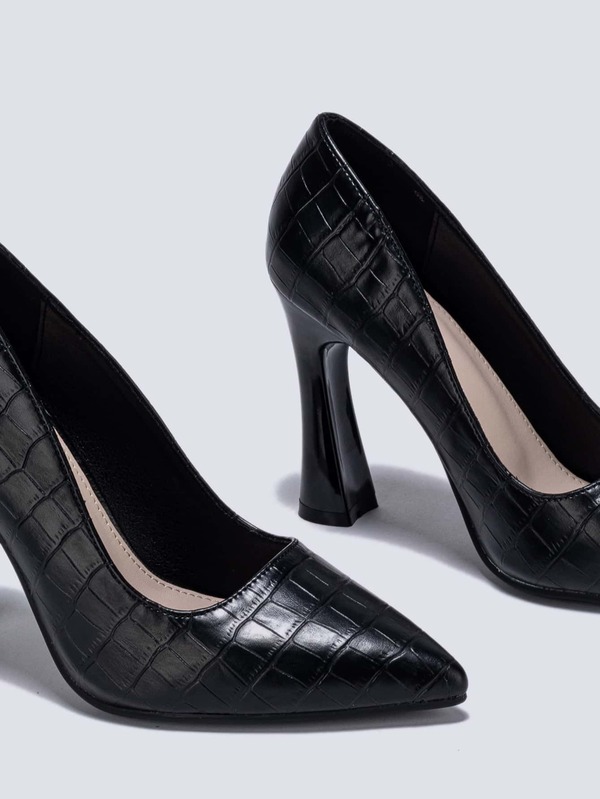 Crocodile Embossed Point Toe Heeled Court Pumps, Black Elegant