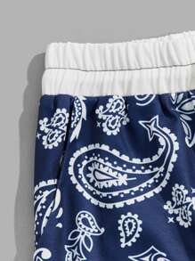 ROMWE MEN Street Life Men Paisley Print Drawstring Waist Shorts, School - Blue and White - View 3