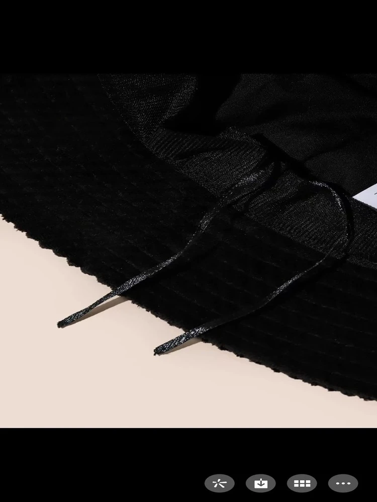 Sombrero cubo con diseño de mariposa - Negro - Añade 4