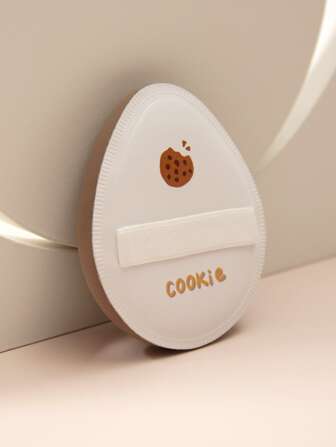 個特大號化妝粉撲