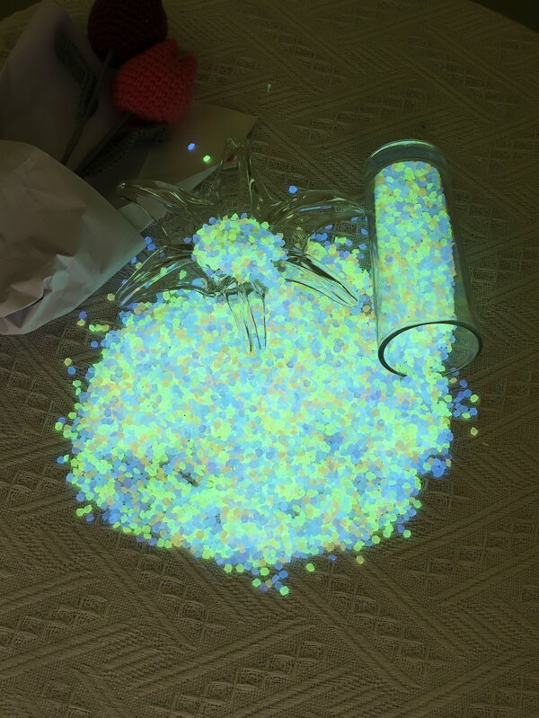 4300pcs/bag Luminous Stones Glow In The Dark Pebbles Home Garden