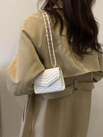 Chevron Detail Chain Square Bag, Minimalist Flap Shoulder Bag, Fashion Crossbody Purse For Women Mini Chevron Quilted Crossbody Bag, Elegant Flap Shoulder Bag, Women's Fashion Handbag & Purse