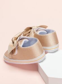 學院金色樂福鞋適用於女孩蝴蝶結裝飾針腳細節平底鞋