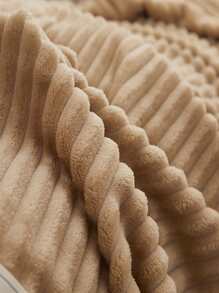 1 件加厚条纹羊毛毯，法兰绒柔软毯，适用于沙发、床、露营、旅行 - 适合所有季节的舒适礼物 - 卡其色 - 查看 3