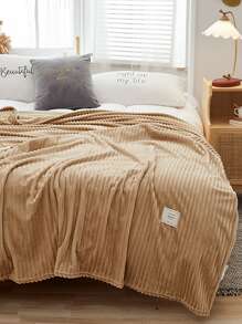 1 件加厚条纹羊毛毯，法兰绒柔软毯，适用于沙发、床、露营、旅行 - 适合所有季节的舒适礼物 - 卡其色 - 查看 2