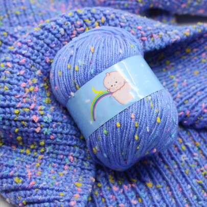 1 sợi khăn quàng cổ