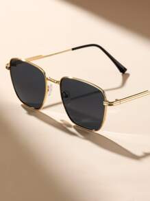 1PC Women Metal Geometric Classic Fashion Glasses For Holiday Gift Vacation Outfits Daily Life Accessories For Summer Beach Vacation,Outdoor,Travel