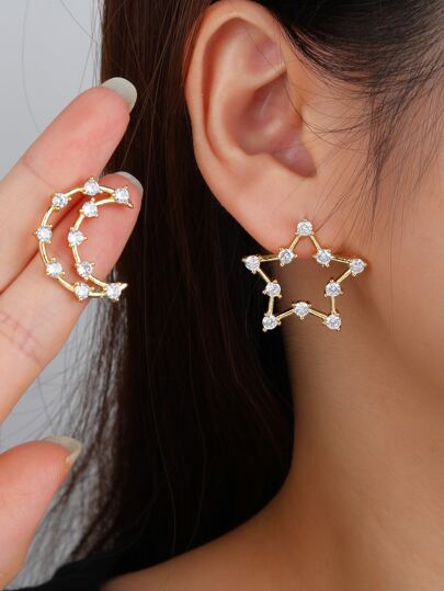 一对18K镀金立方氧化锆星月耳环，适合中东女性佩戴