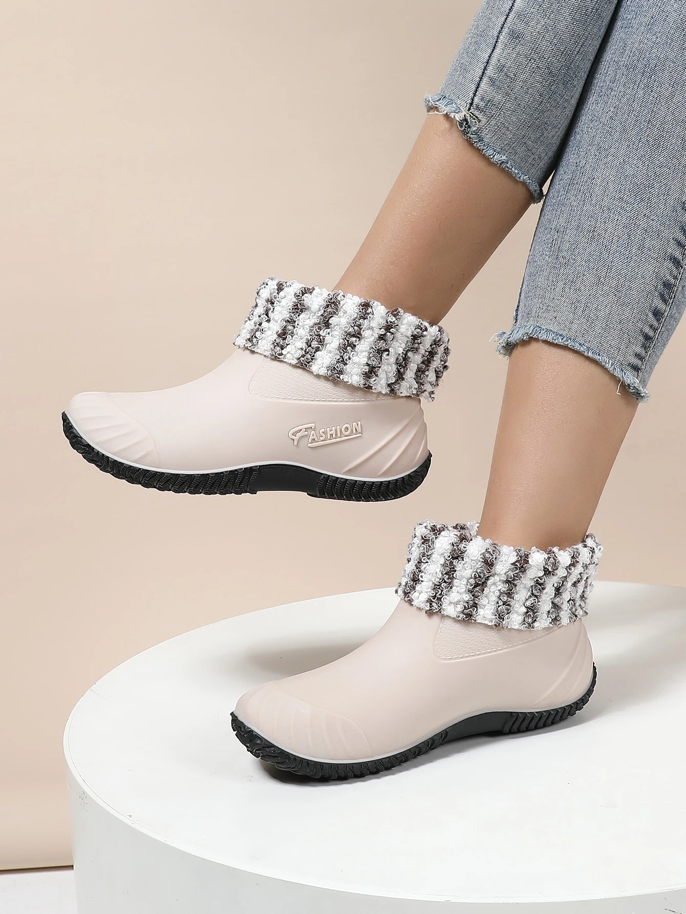 Fuzzy rain boots Clearance