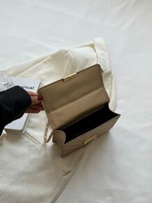 Mini bolso cuadrado acolchado de cierre de empuje metálico con cadena, estilo Funky, Punk y bolso para la moda callejera - Dorado - Ver 4