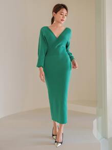 Mulvari Solid Surplice Neck Jumper Dress - Green - View 3