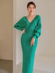 Mulvari Solid Surplice Neck Jumper Dress - Green - View 5