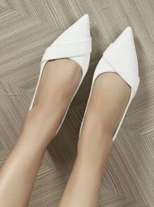 Fall/Winter 2025 New Fashion Women's Pointed Toe Flats, Green Soft Bottom Casual Rhinestone Square Buckle Loafers