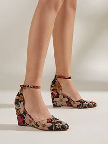 Floral Pattern Ankle Strap Wedge Court Shoes - Multicolor - View 2