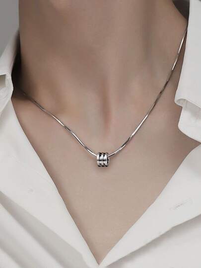 1pc Men's Stainless Steel Circle Pendant Necklace, Fashionable For Everyday Wear