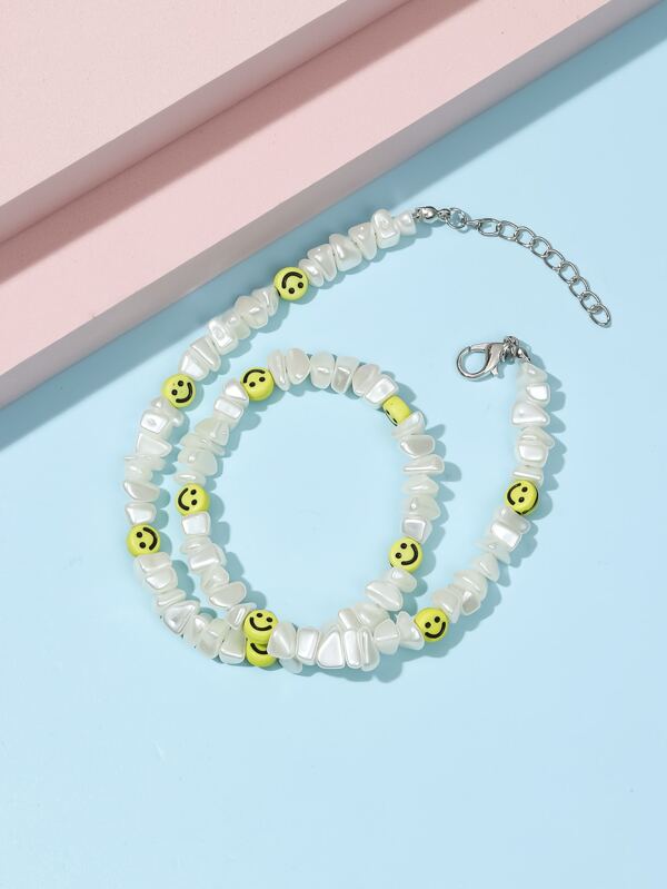 Collana Decorata Con Perle Finte Per Espressione