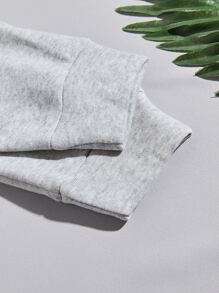 SHEIN EZwear Two Tone Letter Graphic Kangaroo Pocket Drawstring Hoodie - Black - View 6