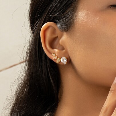 Cubic Zirconia Decor Stud Earrings