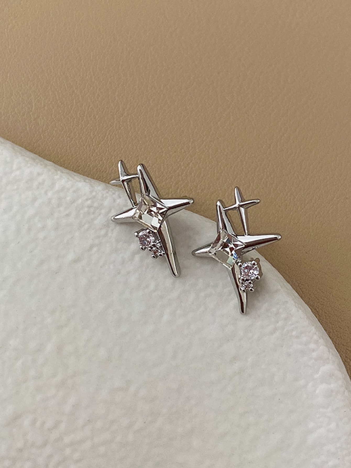 Andkiss 水鑽裝飾耳釘