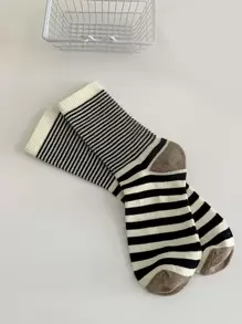 Striped Pattern Crew Socks - Black and White - View 3