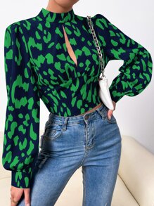 SHEIN Privé 滿版印花後背繫帶燈籠袖短款襯衫 - 彩色 - 查看 4