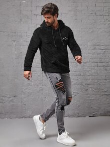 Manfinity Men Mountain Embroidery Kangaroo Pocket Drawstring Teddy Hoodie - Black - View 1