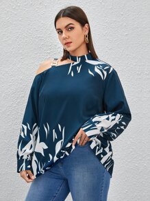 SHEIN Clasi Plus Plants Print Asymmetrical Neck Blouse - Navy Blue - View 4