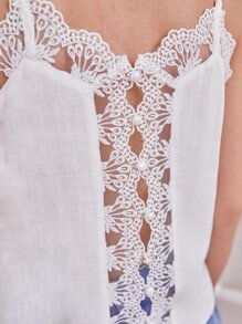 SHEIN Frenchy Top de tirantes de malla con bordado en contraste