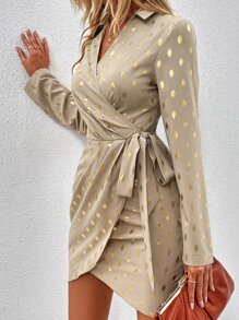 SHEIN Clasi 燙金側打結圍裹式連衣裙 - 卡其色 - 查看 5