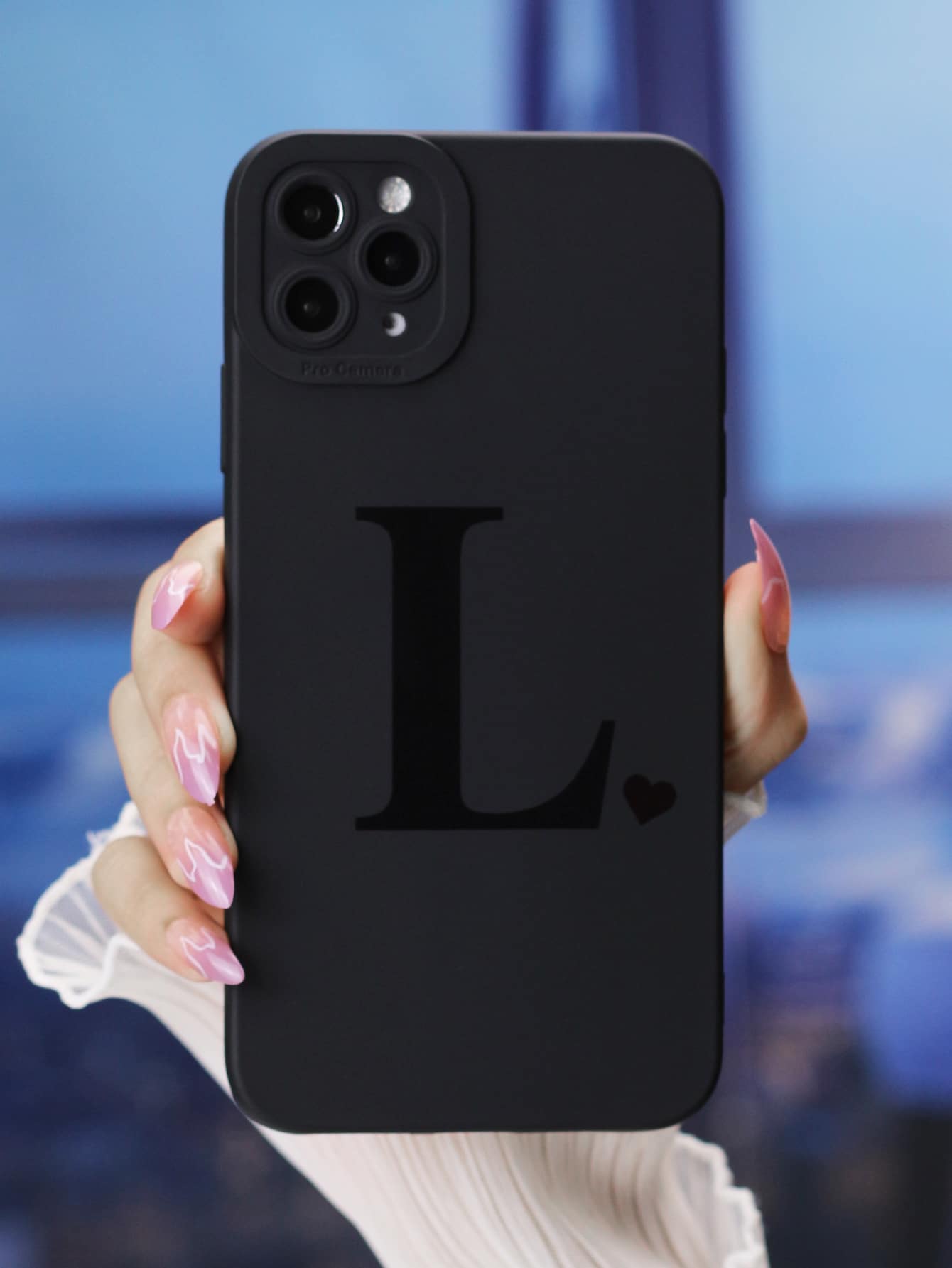 Heart & Letter Graphic Phone Case Compatible With iPhone 15/15Pro/15Plus/15Promax - Black - View 1