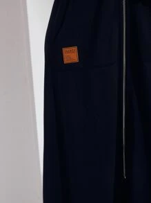 Seusyu 字母圖案落肩袖抽繩連帽連衣裙 - 黑色 - 查看 4