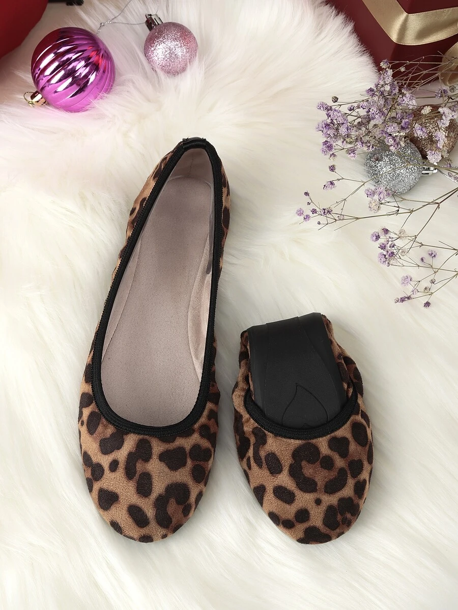 Leopard Pattern Faux Suede Ballet Flats - Multicolor - View 1