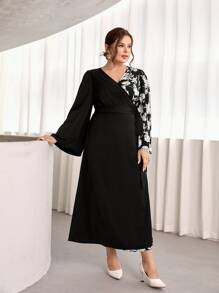 Modelyn Plus Floral Print Knot Side Wrap Dress - Black - View 3