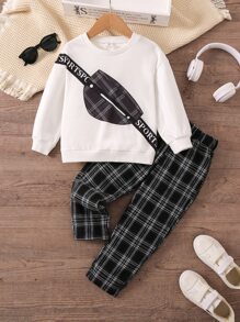 小男童格紋和包包印花套頭衫和褲子