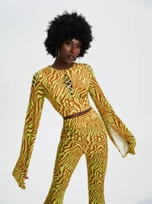 RUNWAY SHERO Zebra Striped Lace Up Front Flounce Sleeve Crop Tee - Multicolor - View 1