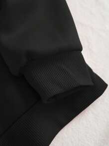 SHEIN EZwear Picture And Slogan Graphic Drawstring Thermal Lined Hoodie - Black - View 5