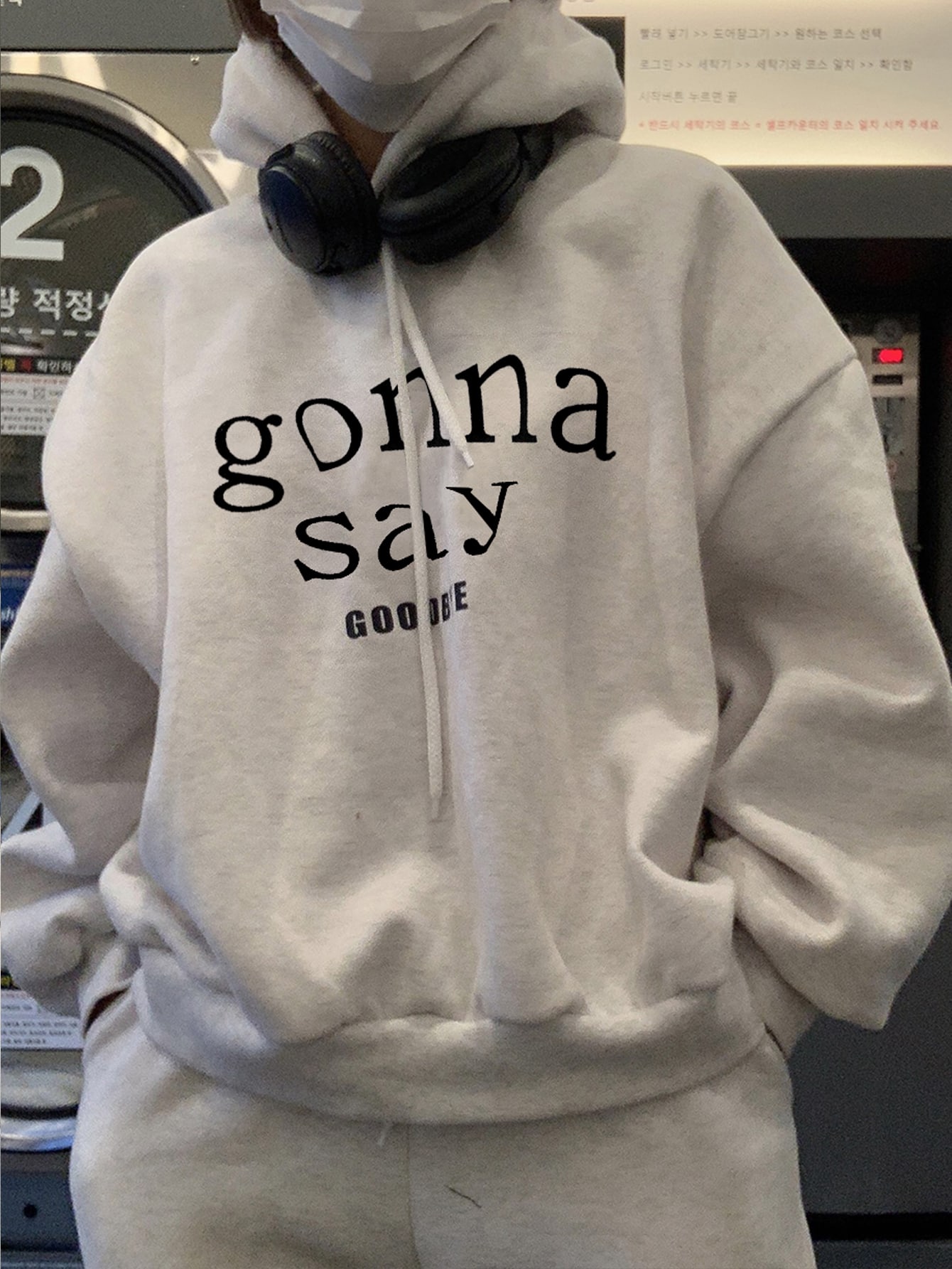 Letter graphic thermal hoodie