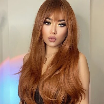 Peluca de cabello ondulado natural de 26 pulgadas con flequillo, diseño de cubo de cabello para niñas, hermosa y encantadora, adecuada para festivales, cosplay, fiestas, uso diario, Halloween, Navidad y otras ocasiones