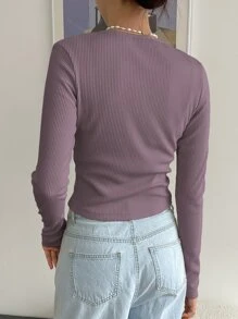 DAZY 字母贴片细节半纽扣T恤，秋装 - 淺灰紫 - 查看 2