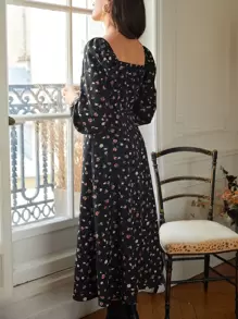 SHEIN Frenchy Ditsy Floral Print Split Thigh Dress Winter Vacation Black Flower Black Beach - Black - View 3