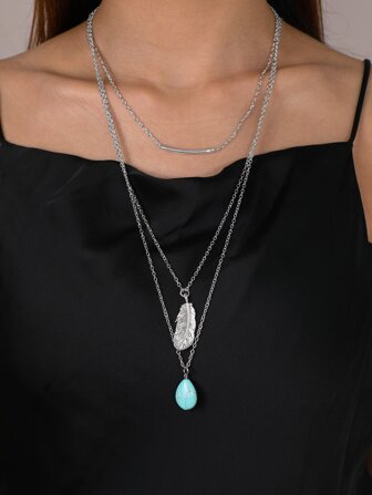 Collar a capas con diseño de gota de agua